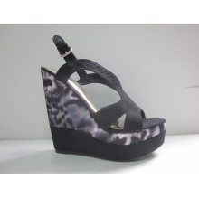 Zapatos de vestir de las mujeres de la manera Wedge Ladies Sandals (HCY03-055)